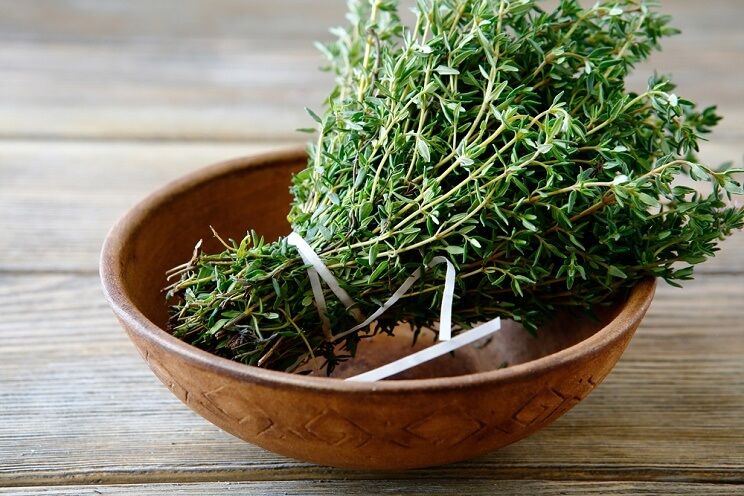 thyme in a bowl