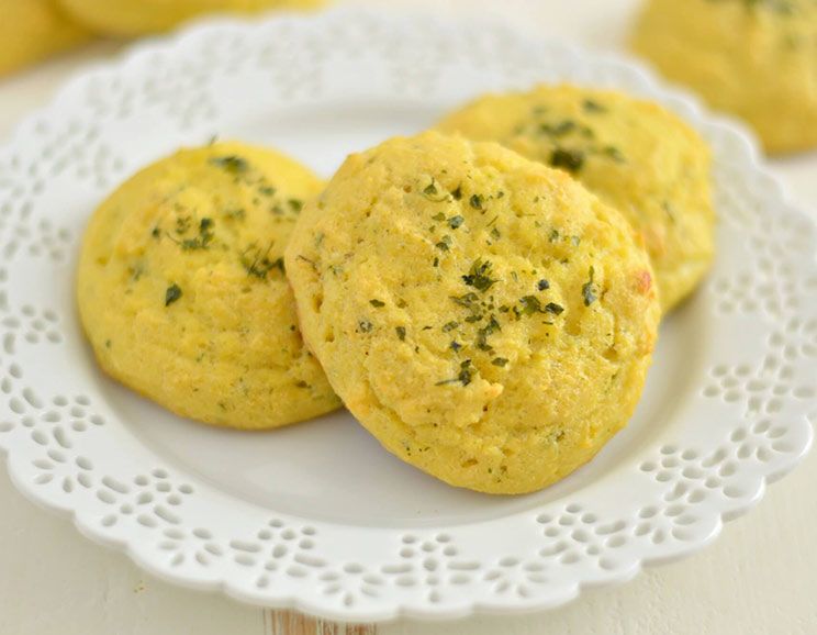 cheddar biscuits featured image