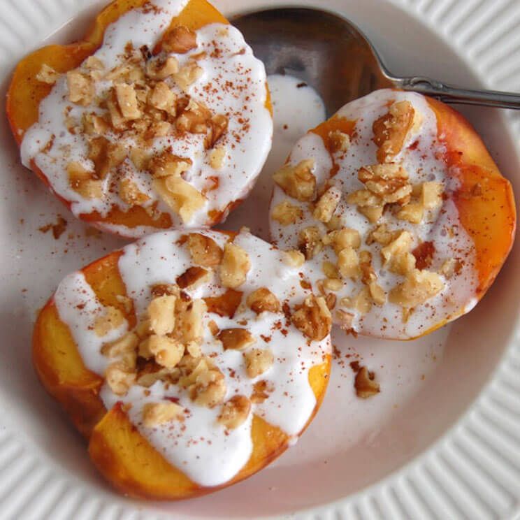 grilled peaches with coconut cream