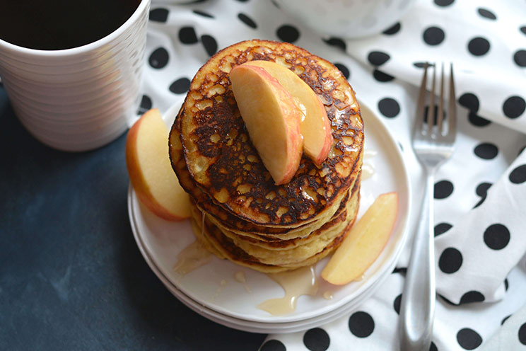 SCHEMA-PHOTO-Easy-Peasy-Applesauce-Pancakes.jpg