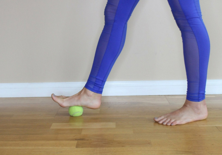 1-Minute Mobility Hacks For 10 Different Pains