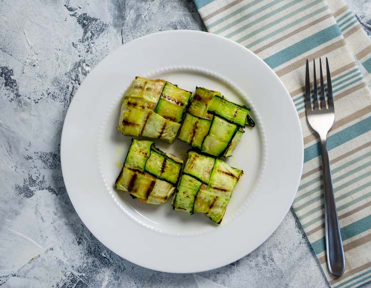 Low Carb Zucchini Salmon Pockets