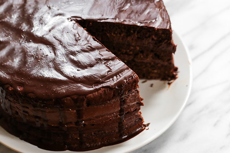 SCHEMA-PHOTO-Heres-The-Gluten-Free-Chocolate-Cake-Youve-Been-Dreaming-About.jpg