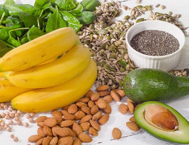9 Nutrient Deficiencies, Symptoms + Foods to Correct Them