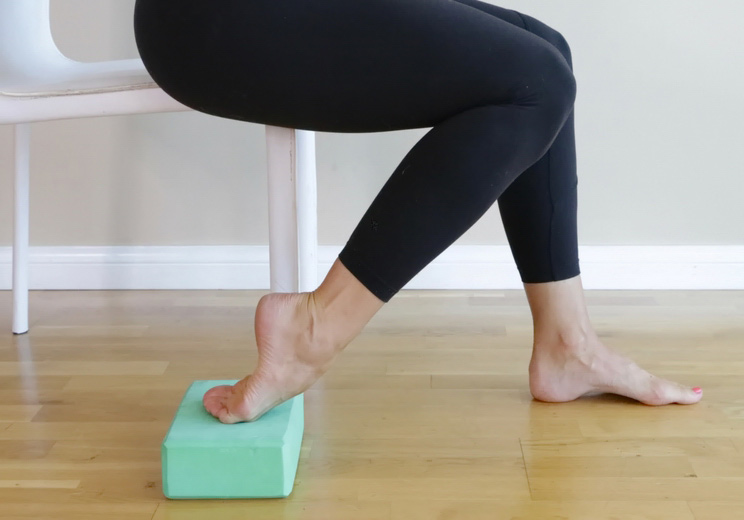 7 Easy Stretches to Erase Foot Pain