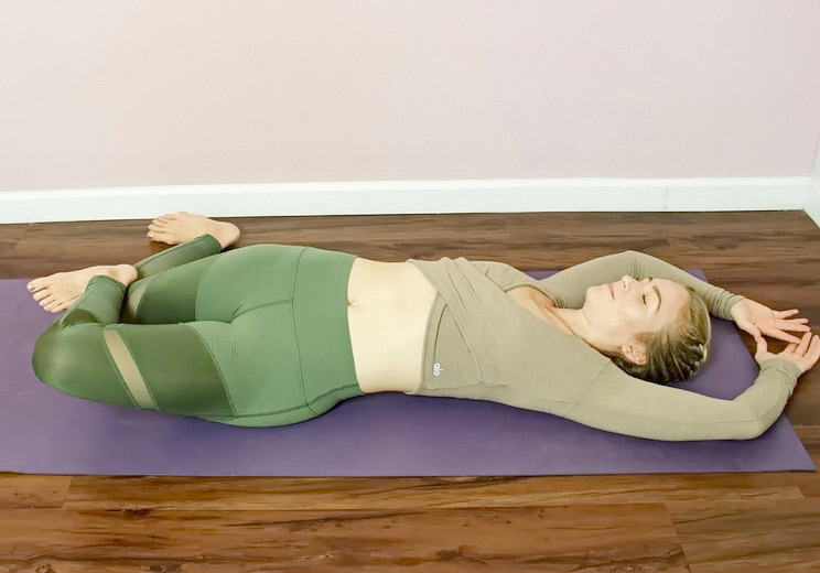 The 10-Minute Stretch Routine Your Tight Hips Are Begging For