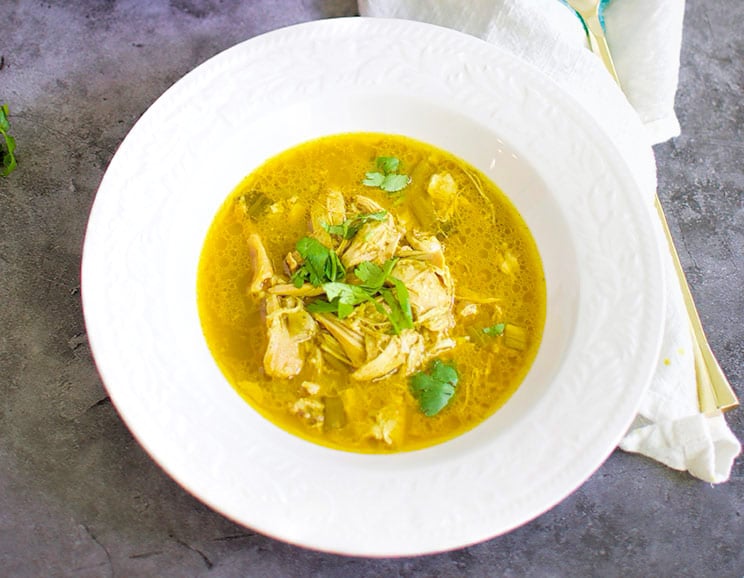 Whip up an aromatic, flavorful pot of keto coconut curry chicken with just 5 minutes of prep. This is the easiest chicken curry you'll ever make.