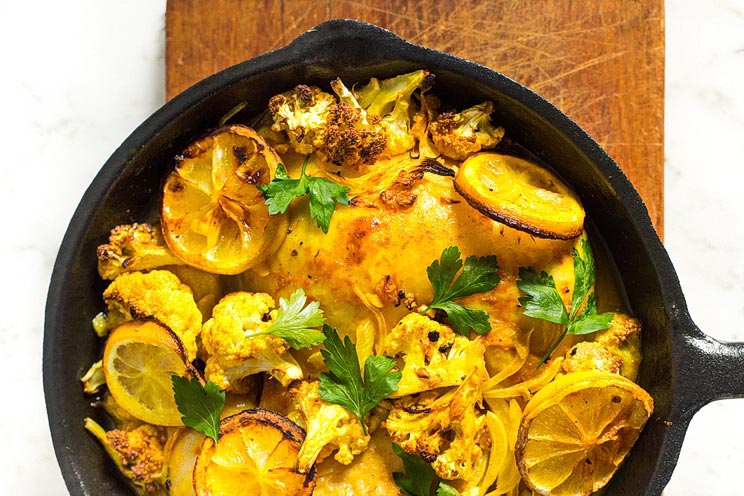 IN-ARTICLE-One-Pan-Turmeric-Chicken-Thighs-with-Cauliflower.jpg