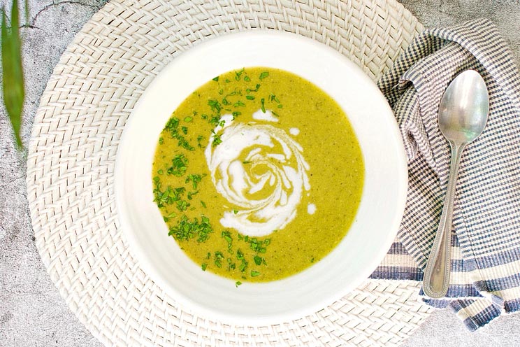 SCHEMA-PHOTO-Gut-Healing-Garlic-Asparagus-Broccoli-Soup.jpg